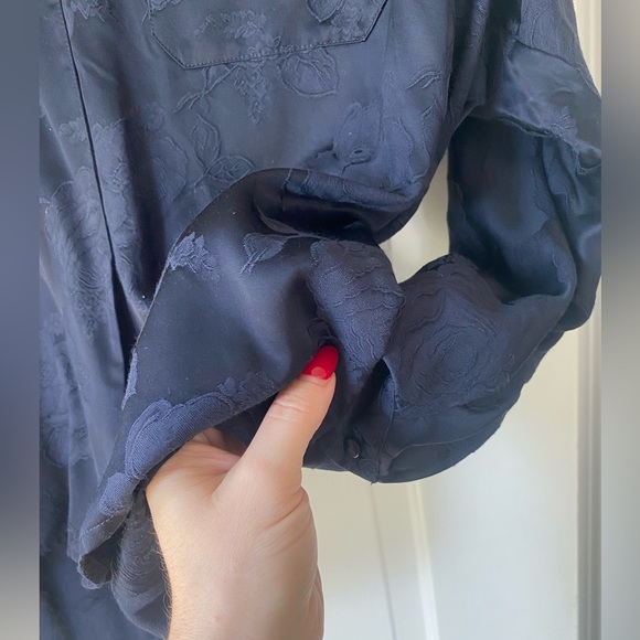 Vince Navy Satin Jacquard High Low Pullover Blouse - Picture 6 of 7